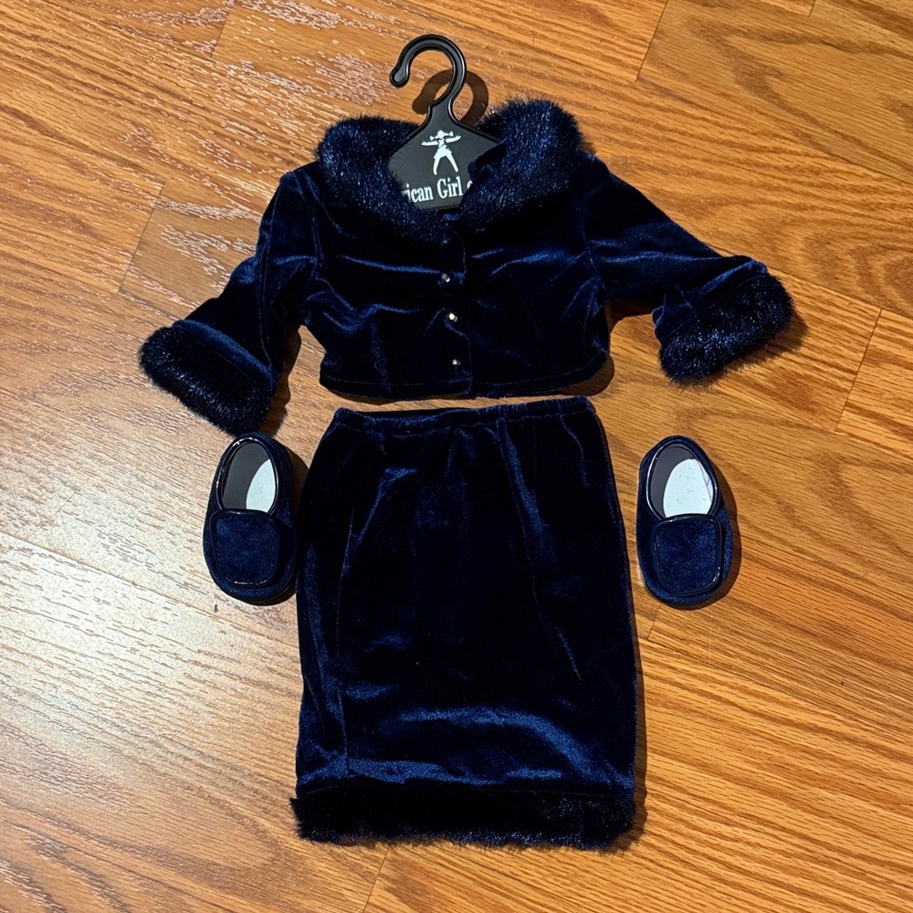 American Girl Twilight 2000 Holiday Outfit